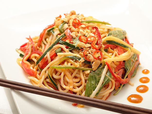 spicy-peanut-noodle-basil-salad